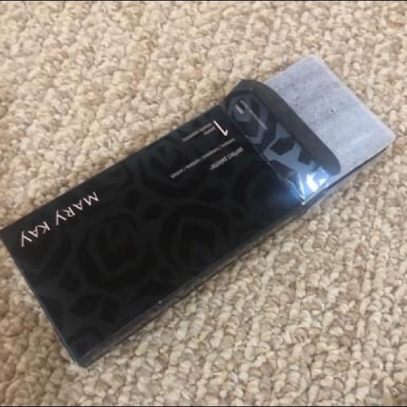 Perfect Palette - Picture 3 of 4